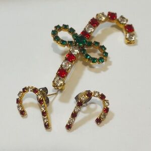 BROOCH/PIN AND EARRINGS CANDY CANE  CHRISTMAS HOLIDAY VINTAGE RHINESTONE